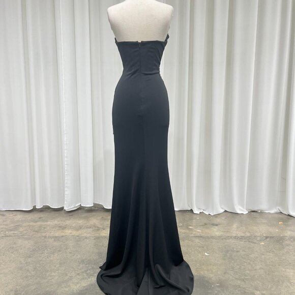 06. Elegant Black Dress with Lavender Floral Embroidery - Picture 4 of 4